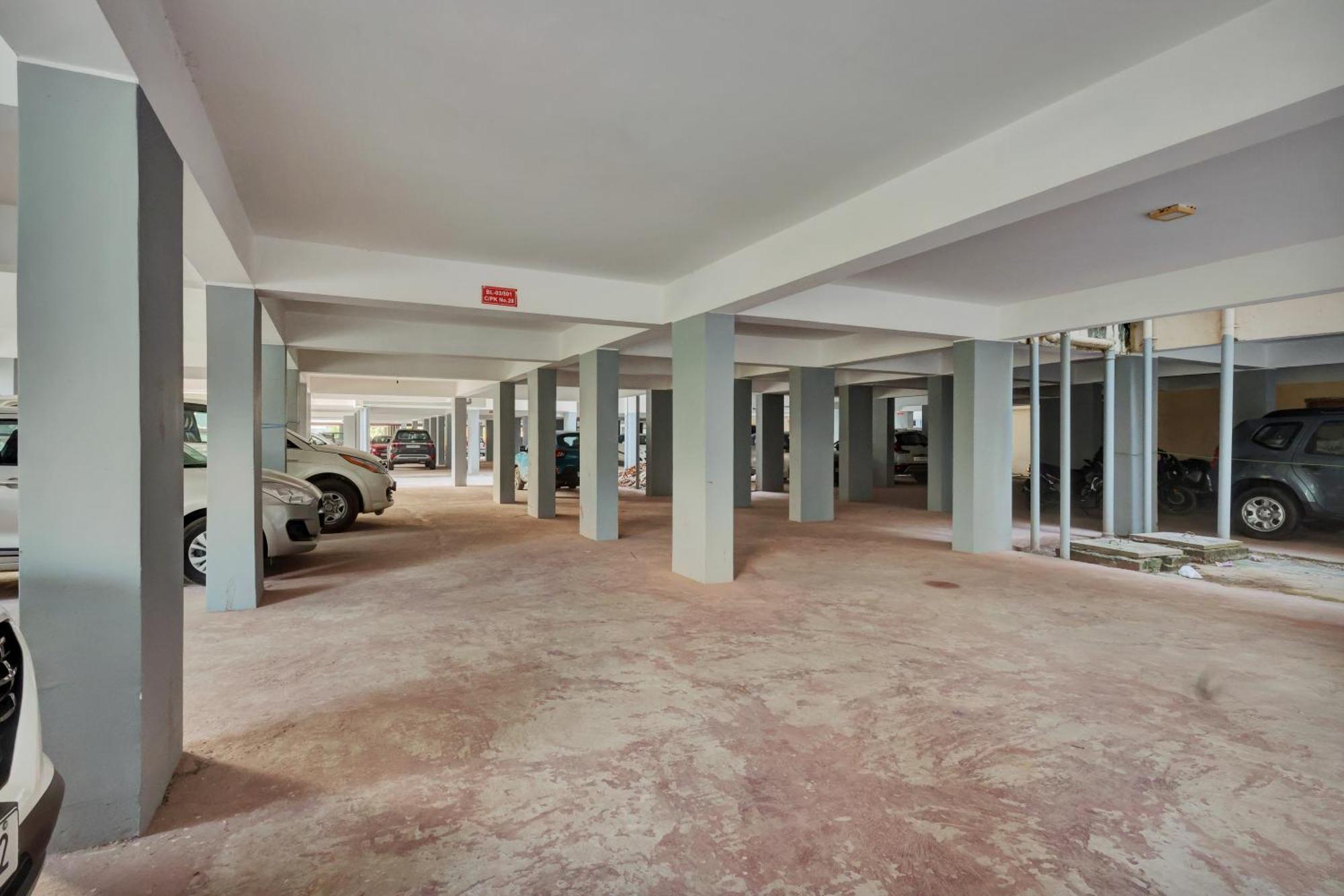Oyo Flagship Larica Green Valley กูวาฮาติ ภายนอก รูปภาพ