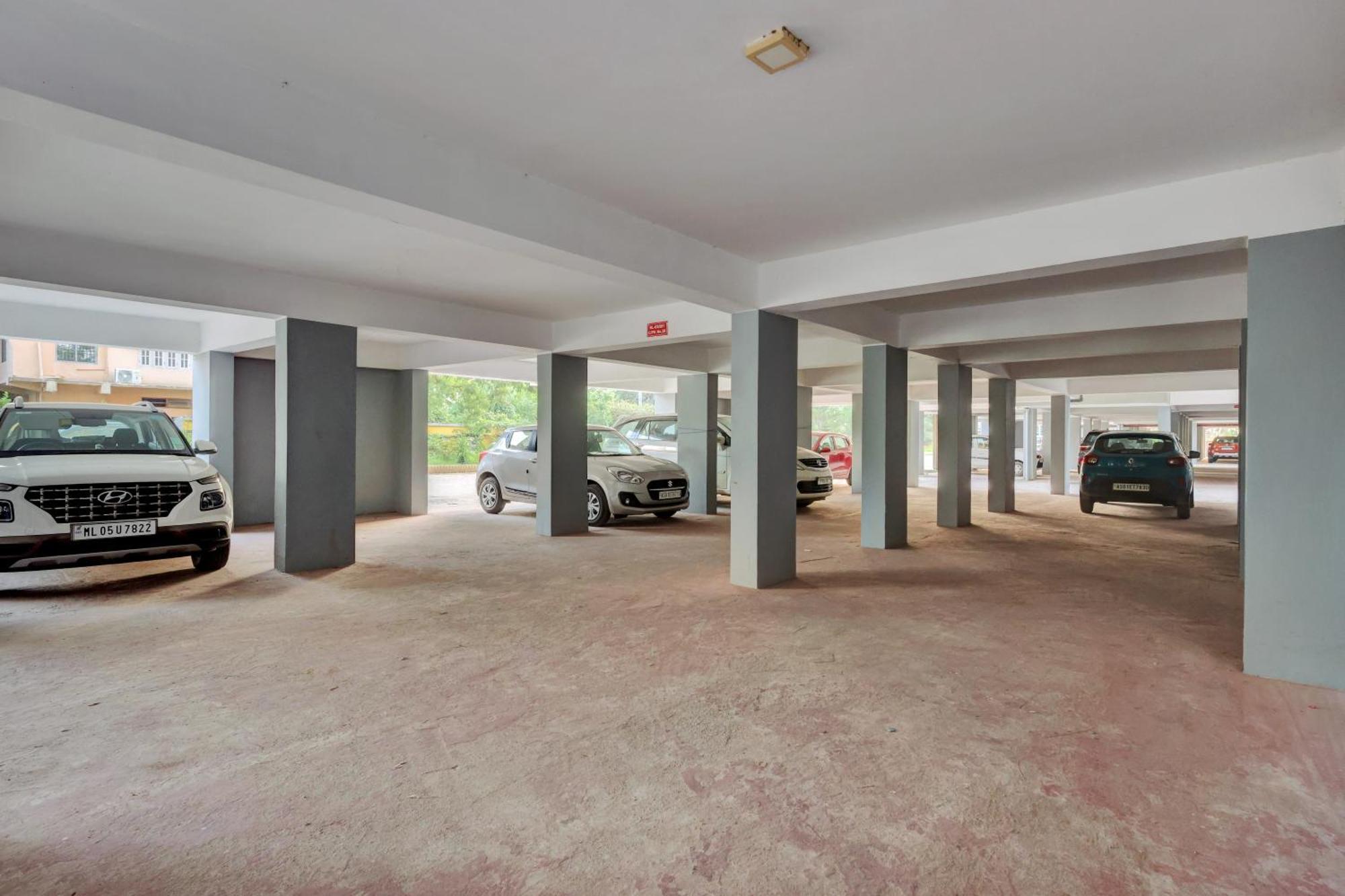 Oyo Flagship Larica Green Valley กูวาฮาติ ภายนอก รูปภาพ